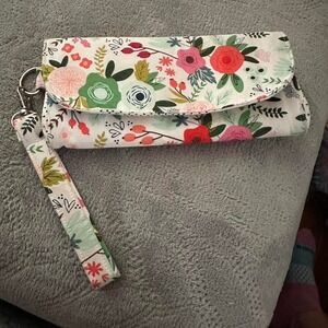 Purple Petunias‎ Handbag / Wallet with hand strap